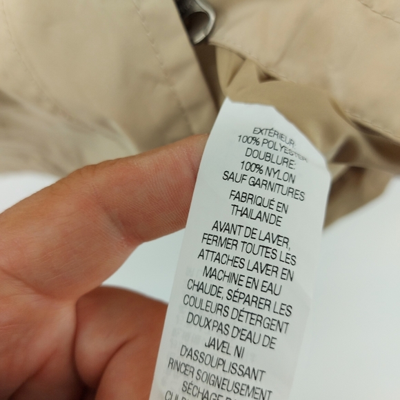 L.L.Bean rain jacket with removable hood - Picture 3 of 6